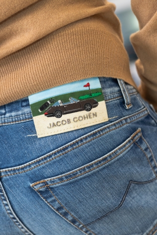 JACOB COHEN ESCAPE CAPSULE look 26