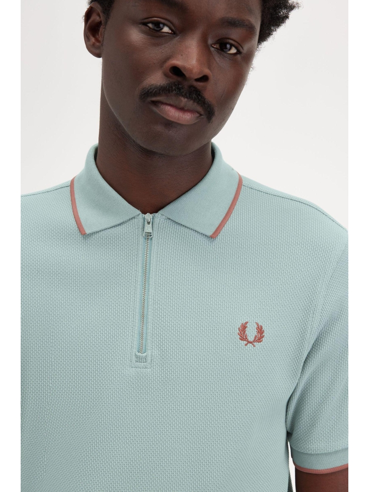 Fred Perry M9882 TEXT. ZIP NECK POLO 959 SILVER BLUE
