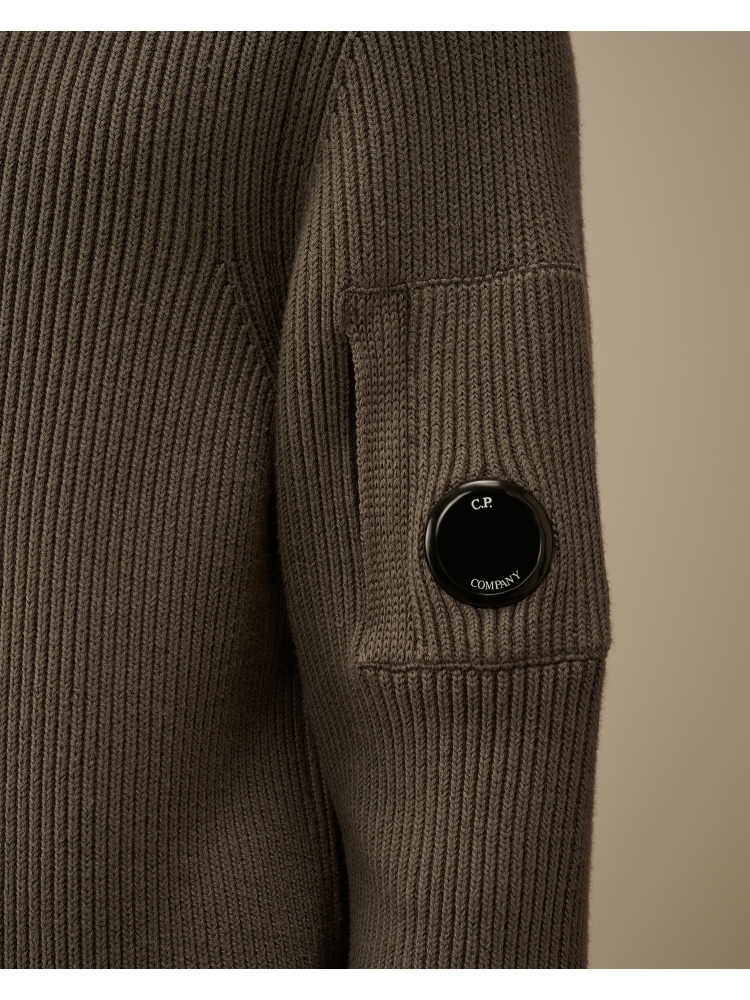 C.P. Company 19CMKN015A-006608A 921 GUNMETAL