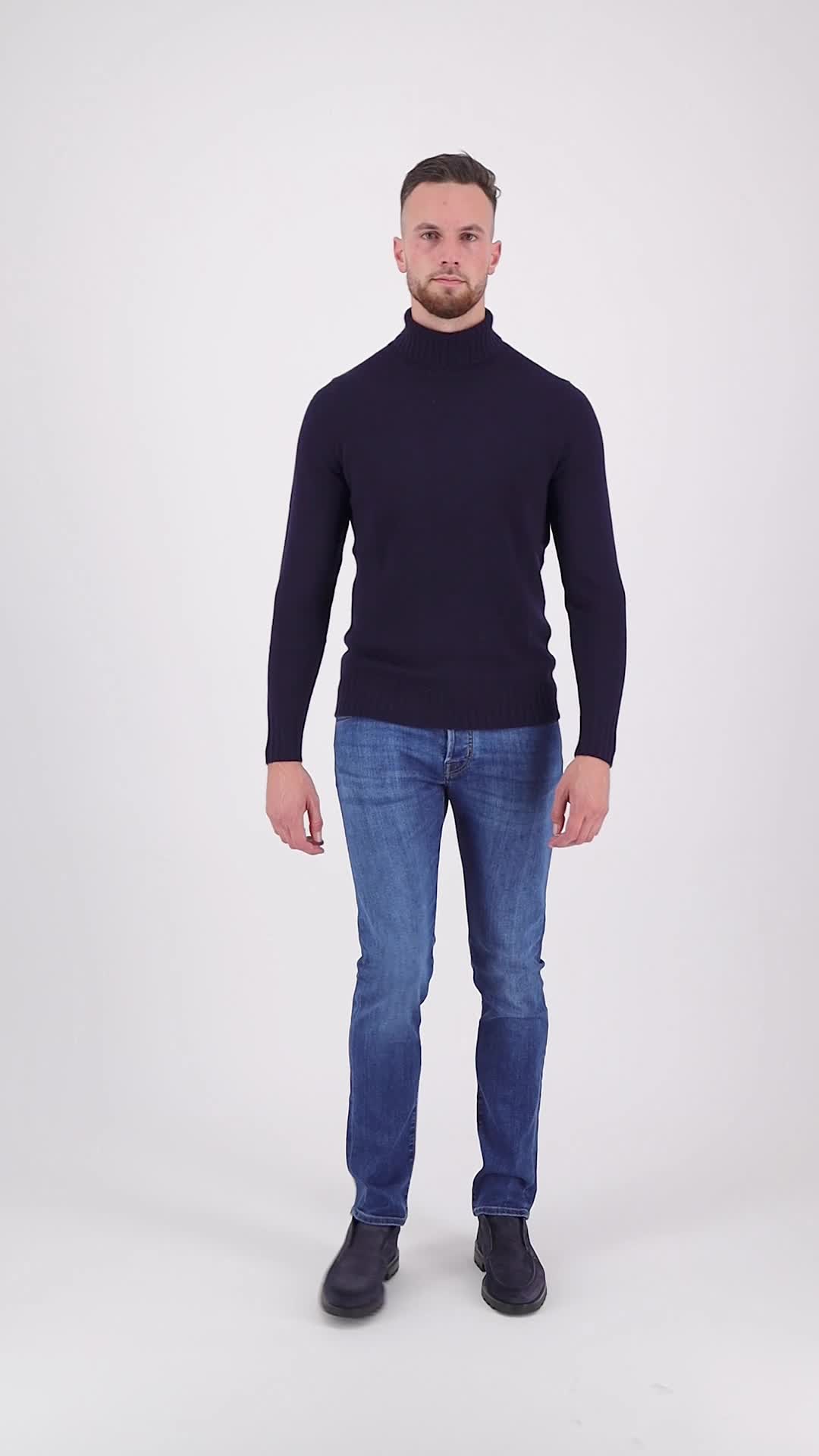 Valentoni TRANI 8 OFFICER NAVY video