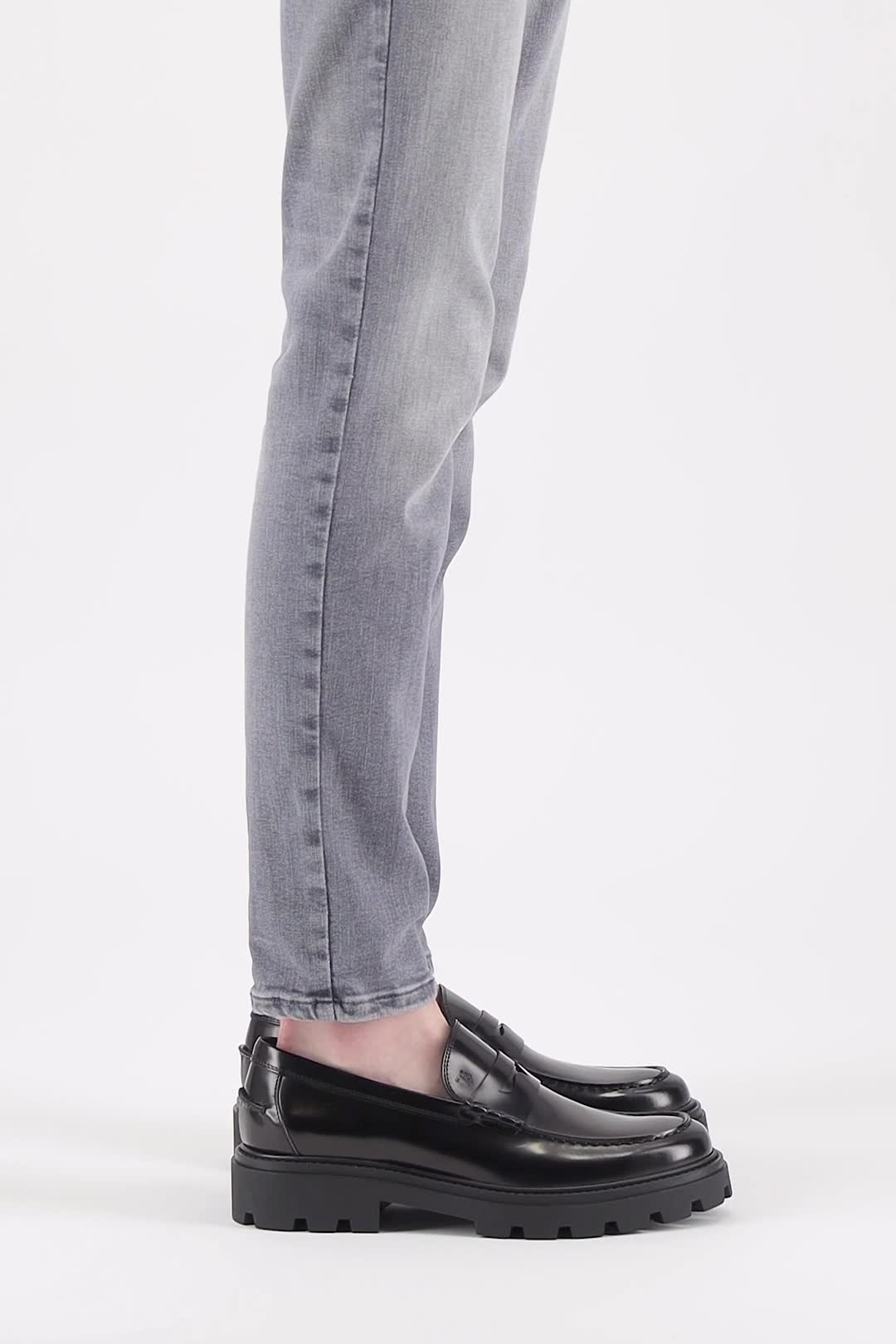 TOD'S XXM08J00640AKT B999 video